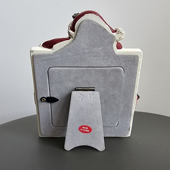 Festive Santa Picture Frame - Picture 4 of 7